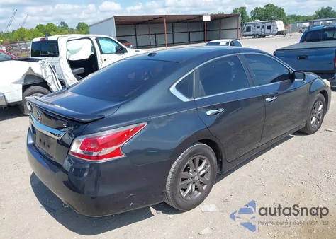 2015 Nissan Altima 2.5 S из США, поврежденный, VIN 1N4AL3AP4FN399974